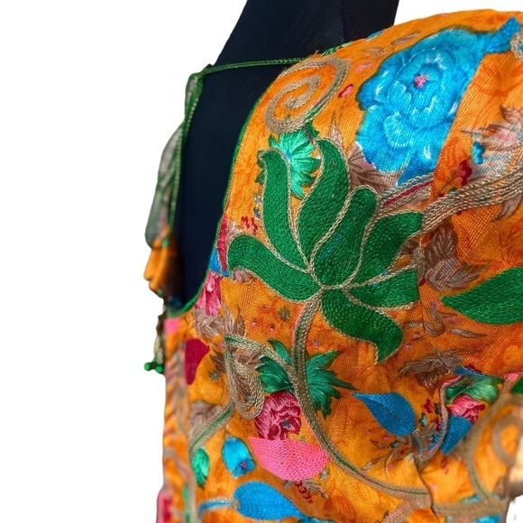 Beautiful Indian Orange Floral Embroidered Kurta - Picture 16 of 16